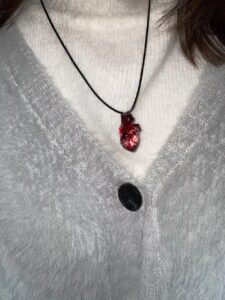 Red Heart Gothic Pendant Necklace photo review